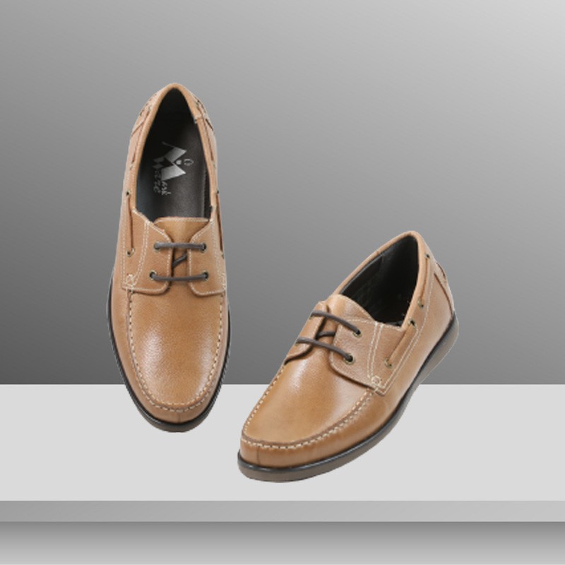 Light Brown Casual Leather Shoes for man with lace